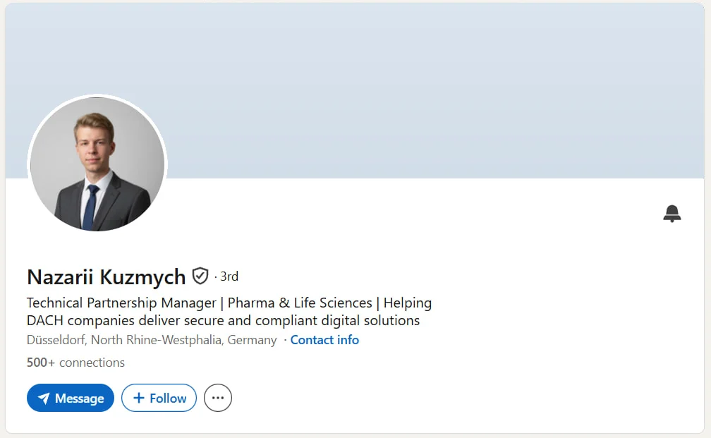 LinkedIn profile header of a verified ready profile in Düsseldorf, Germany
